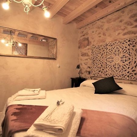 Wabisabi Townhouse Βίλα Montejo de la Vega de la Serrezuela Εξωτερικό φωτογραφία