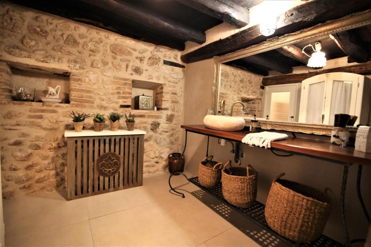 Wabisabi Townhouse Βίλα Montejo de la Vega de la Serrezuela Εξωτερικό φωτογραφία